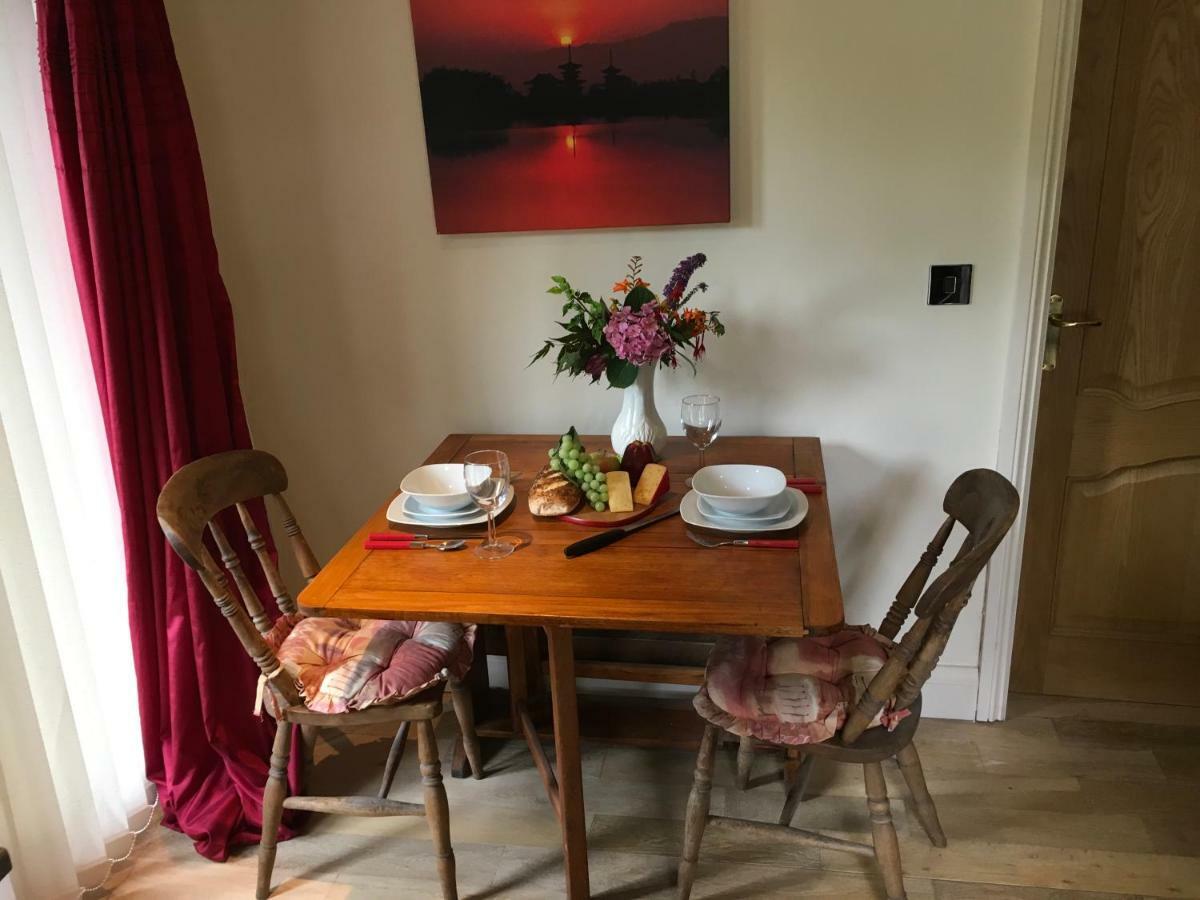 The Olive Branch At The Poplars Apartment Kilgetty ภายนอก รูปภาพ